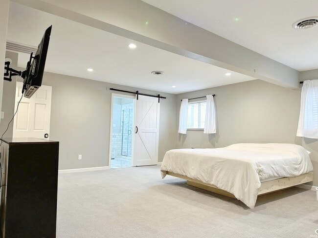 Photo - 826 Orlando Dr