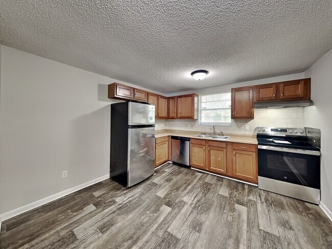 Photo - 7627 Mc Cowan Dr