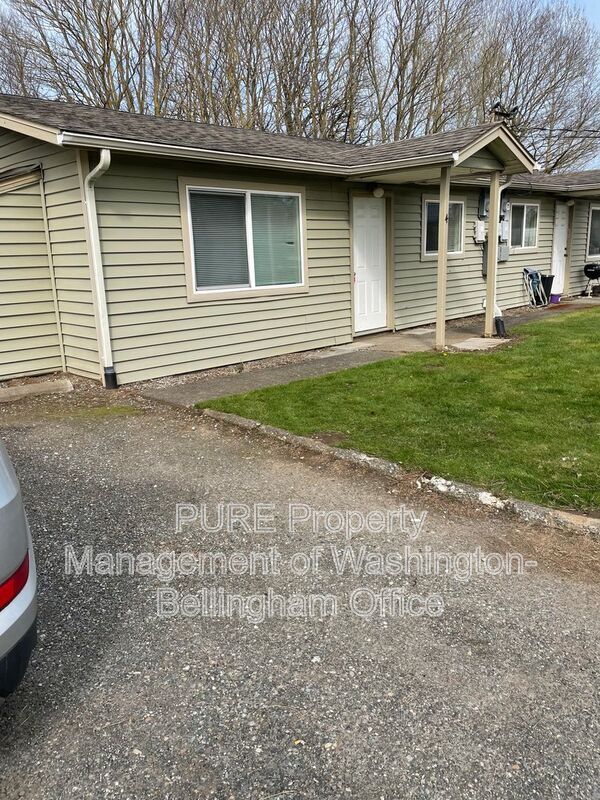 Photo - 6067 Portal Way Unit #4