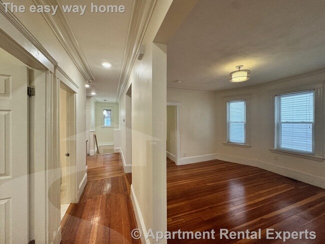 Photo - 65 Conwell Ave Unit #1