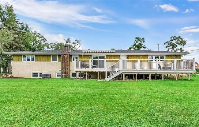 Photo - 11251 158th St