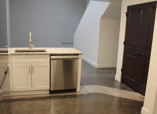 Photo - 408 Wellons St Unit 119