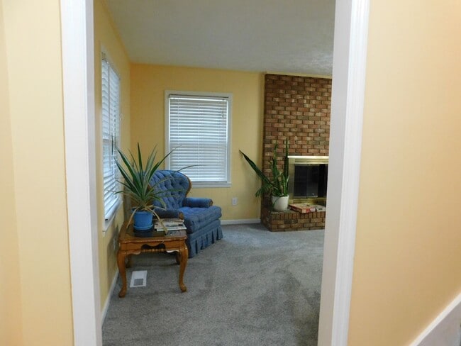 Photo - 22580 Hoyle Cir