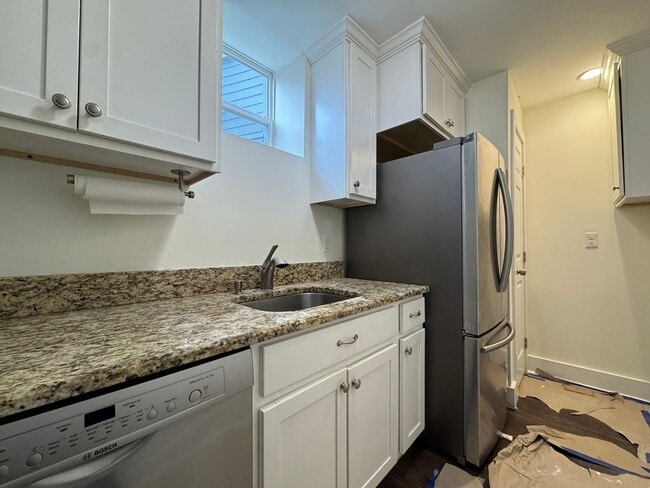 169 Olive St Unit LL