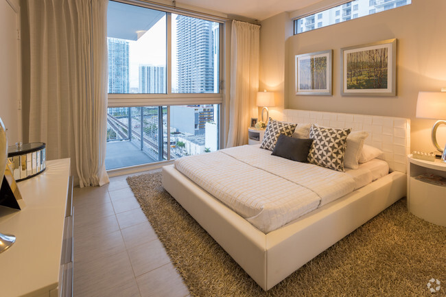 Building Photo - Brickell View Terrace Rental