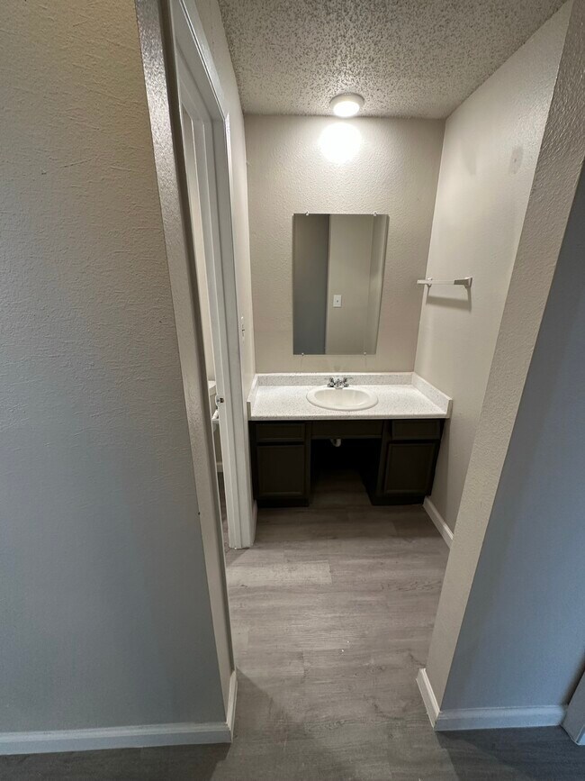 The Coachlight Apartments