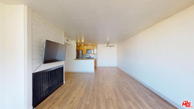 Building Photo - 421 La Fayette Park Pl Unit 730