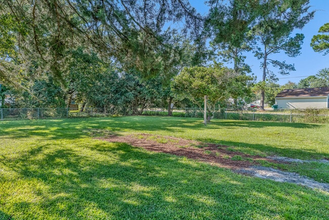 1328 Greendale Ave