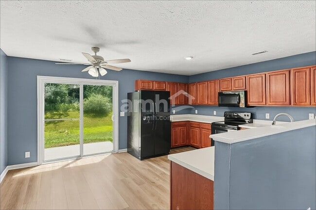 Photo - 3136 Hidden Creek Dr
