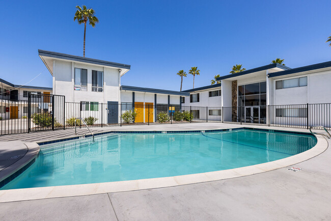 Building Photo - State Rental