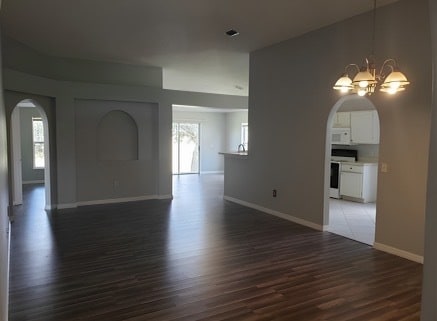 Building Photo - 15937 Wilkinson Dr Rental