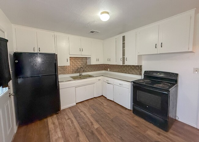 Photo - 3 Bed in MWC!