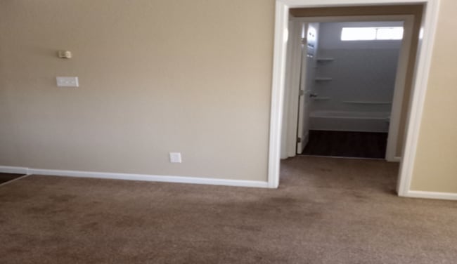 Photo - 3900 38th St