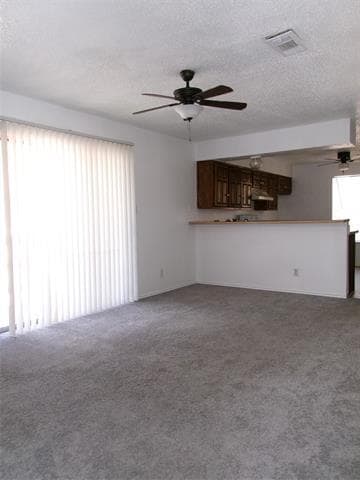Building Photo - 754 E Warrior Trail Unit D
