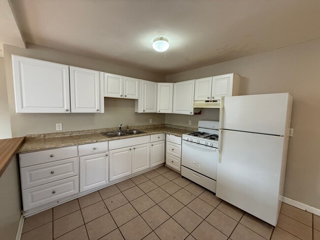 Photo - 555-565 N Kent St Unit 201