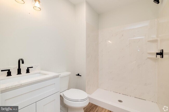 Photo - 112 Washington Ave