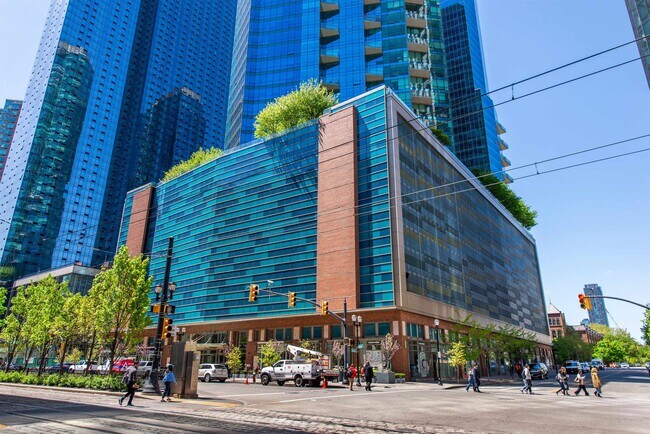 Photo - 77 Hudson St Unidad 1701R