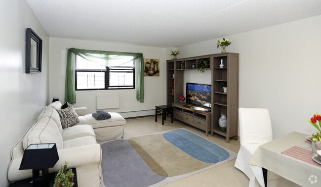 Photo - Georgia King Village