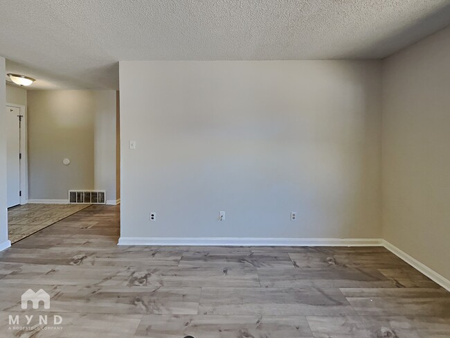 Photo - 151 Wilson St