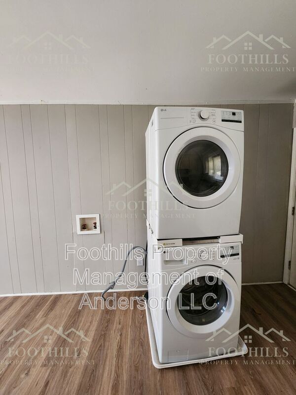 Photo - 202 Kennemore St Unit 3