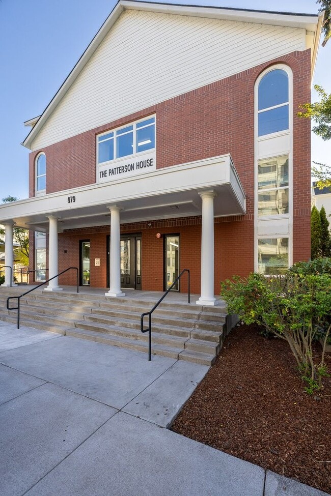 Photo - Patterson House