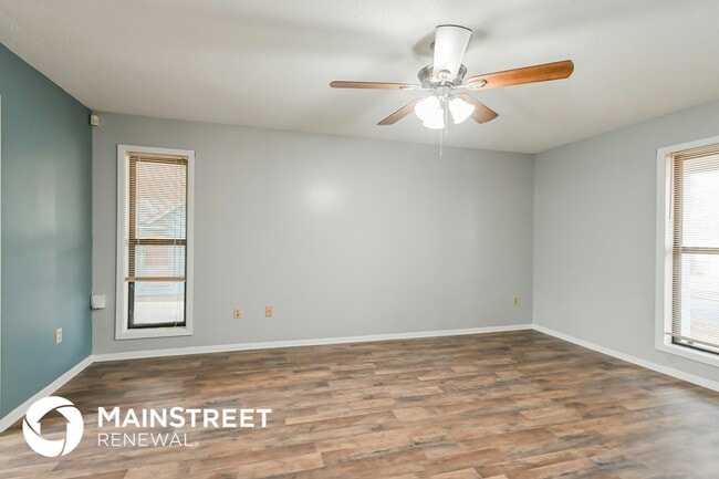 Photo - 4332 Thistleway Dr