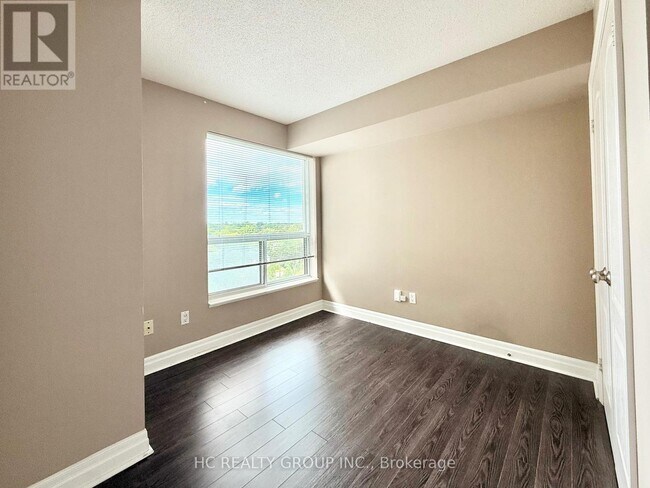 Photo - 188 Doris Ave Unit 1003