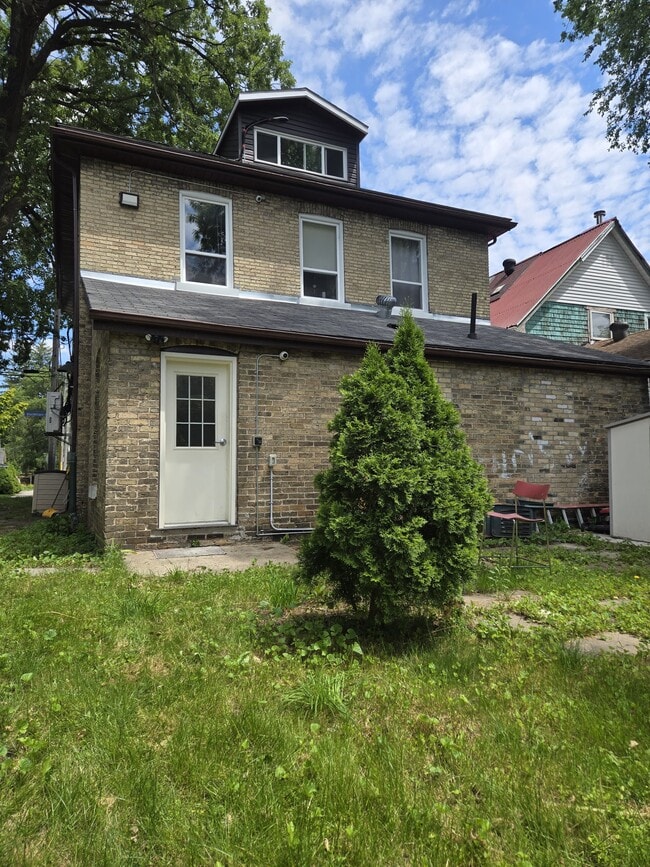 Photo - 60 Blackfriars St Unit 2