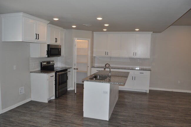 Photo - 118 Texoma Mdws