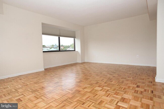 Photo - 1015 33rd St NW Unidad 814