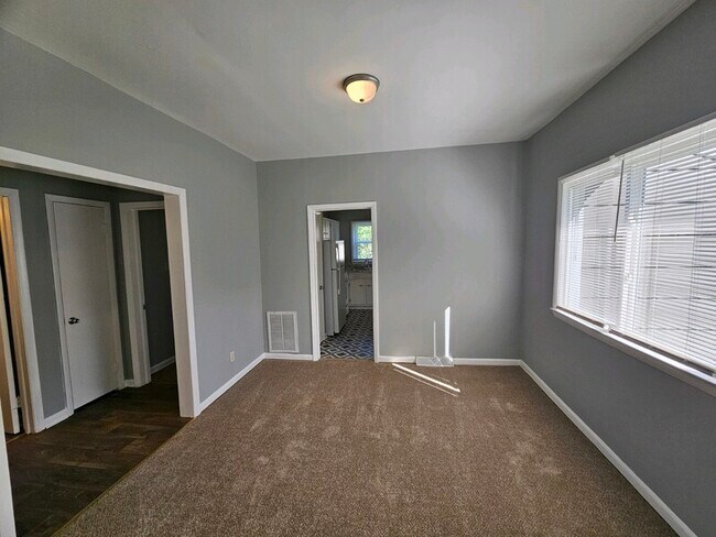 Photo - 800 Chestnut St