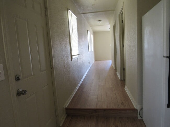 Photo - Cozy 2 Bedroom Cottage