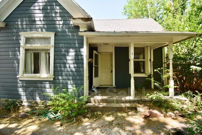Building Photo - 544 E Elizabeth St Rental