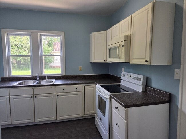 Photo - New Listing !!!