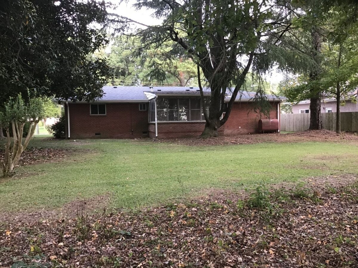 Photo - 1029 Fairlawn Ave