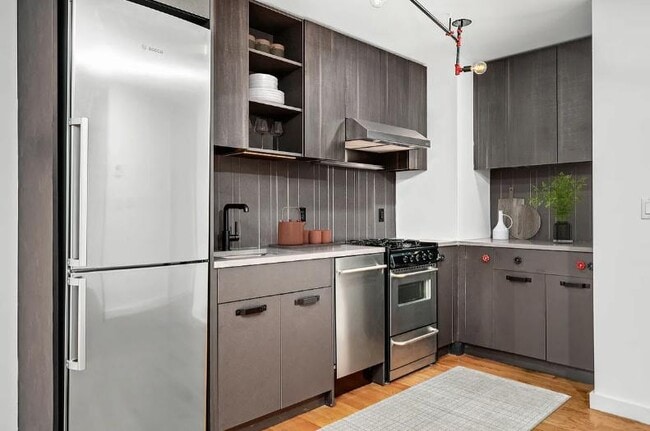 Photo - 123 Melrose St Unit 315