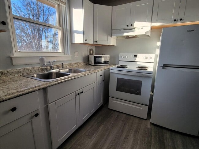 Photo - 70 Carroll Ave Unit 303