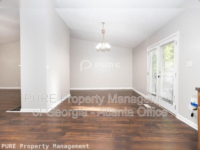 Photo - 111 Neal Ave