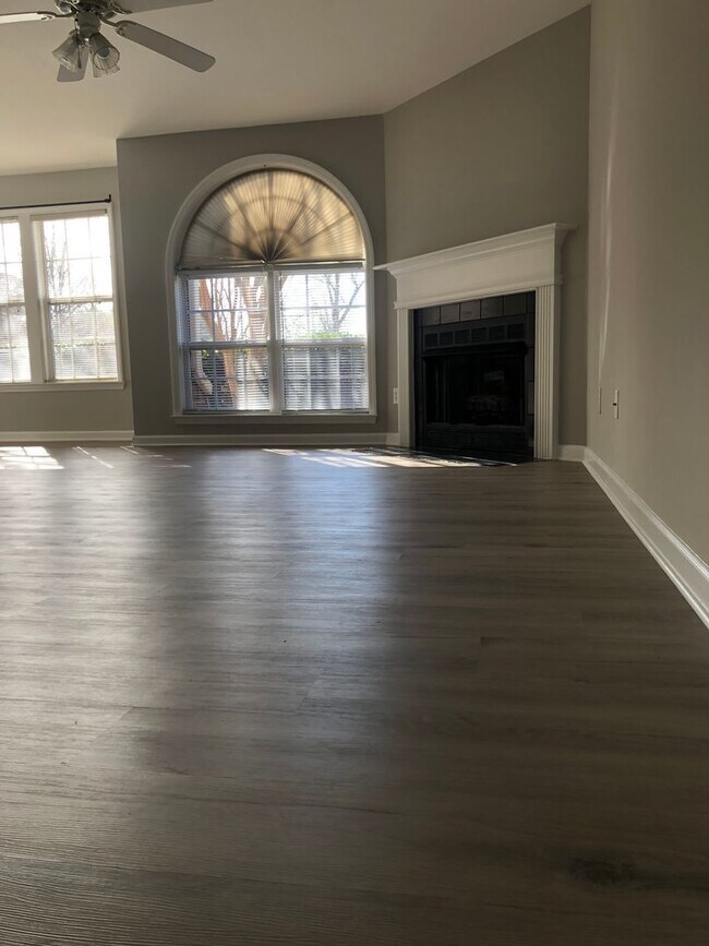 Photo - Beautiful, Maintenance Free Main Level Condominium in Ivy Glen!