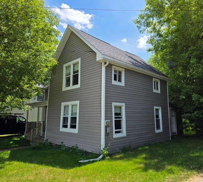 Photo - 29 E Vanscoter St