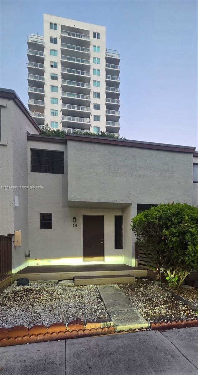 Photo - 1901 NW S River Dr