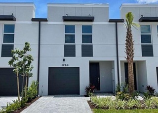 Building Photo - 1764 Lindley St Rental