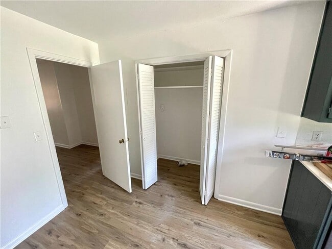 Photo - 2914 Skyland Dr NE