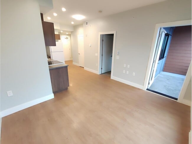 Photo - 20067-20072 72 Ave Unité A202