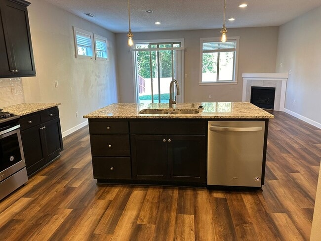 Photo - Beautiful 2-Story Home in Mount Vista Neighborhood!