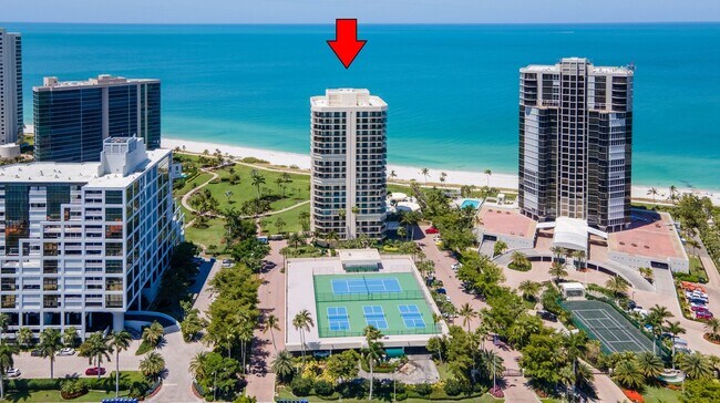 Photo - Annual Rental Available Now!!! Stunning 2B... Unidad 903