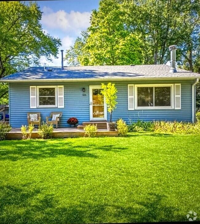 Building Photo - 325 Quantico Ln N Rental
