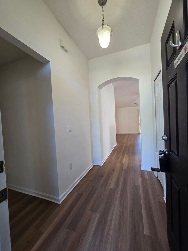 Photo - 4/2 Silver Creek Home Available Now!