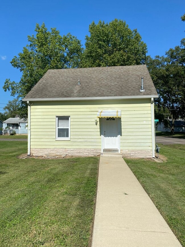 Photo - Move In Ready 1 Bed 1 Bath