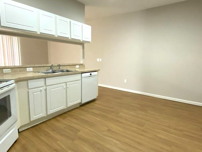 Photo - Spacious 3 Bedroom Port Orange Townhome!